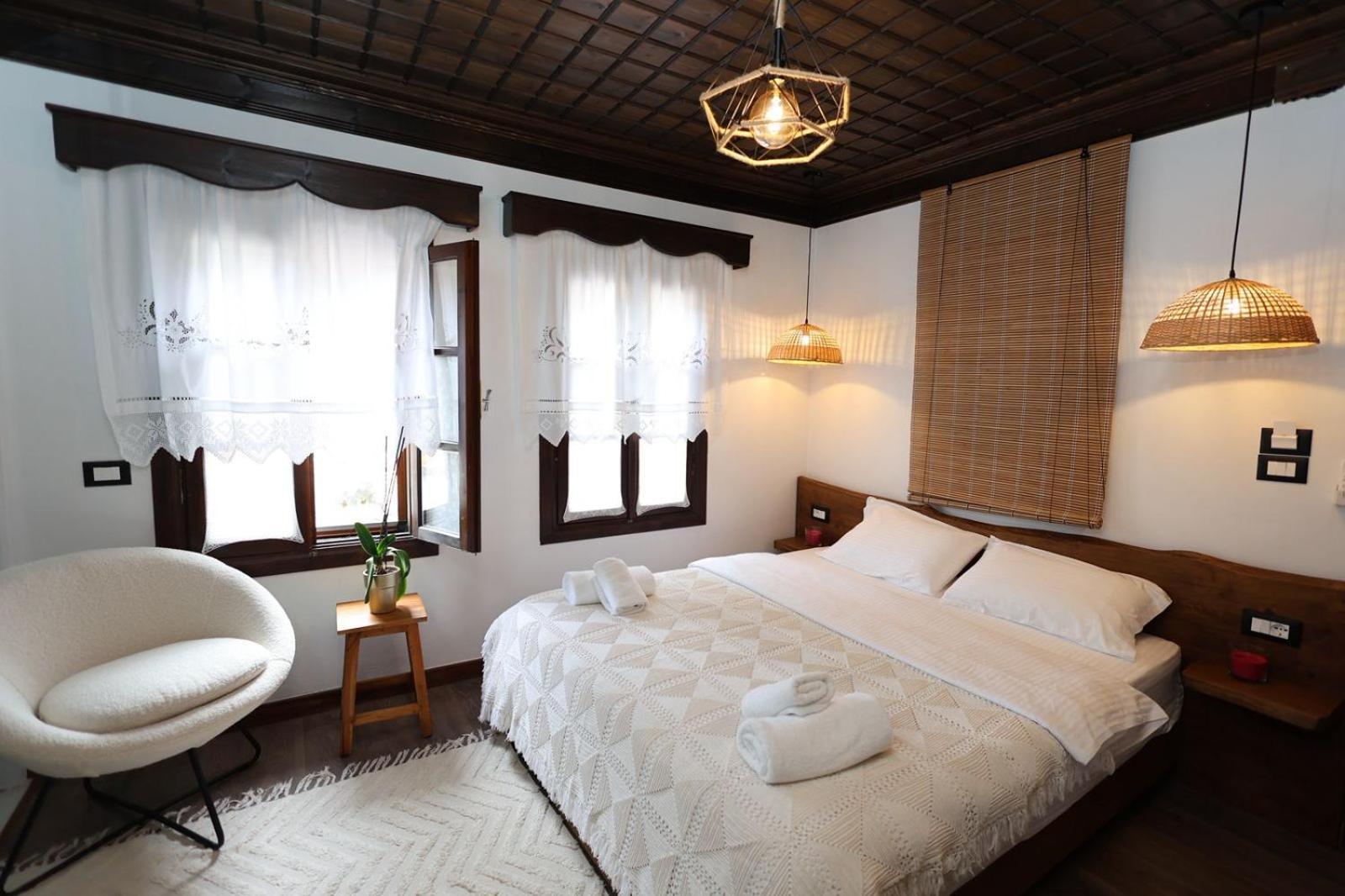Ador Boutique Hotel Berat Exterior photo